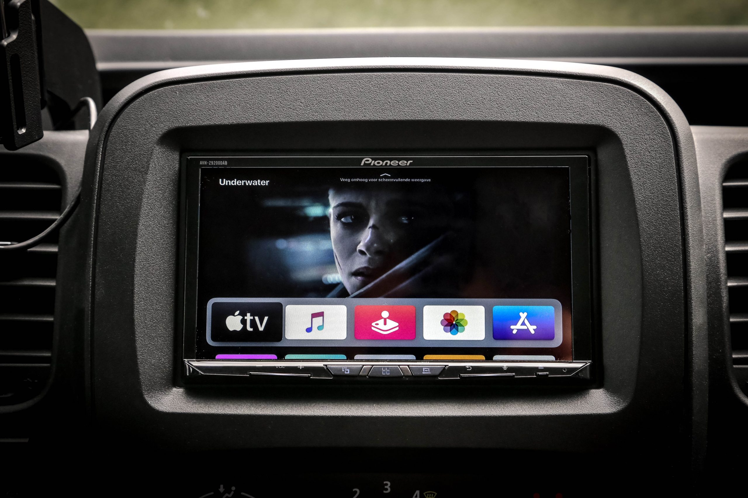 Update van de radio in Fiat Talento met Pioneer AVH-Z9200dab Apple carplay in je auto