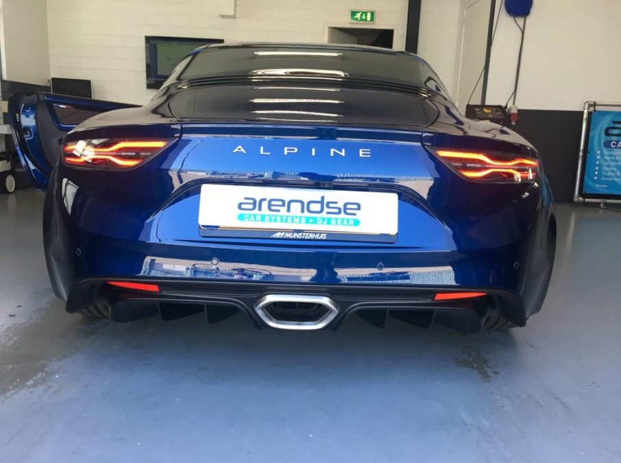 Renault Alpine alarm inbouw